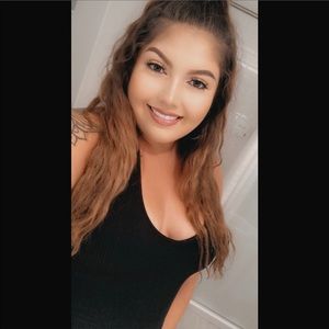 Meet your Posher, Ciara mahree